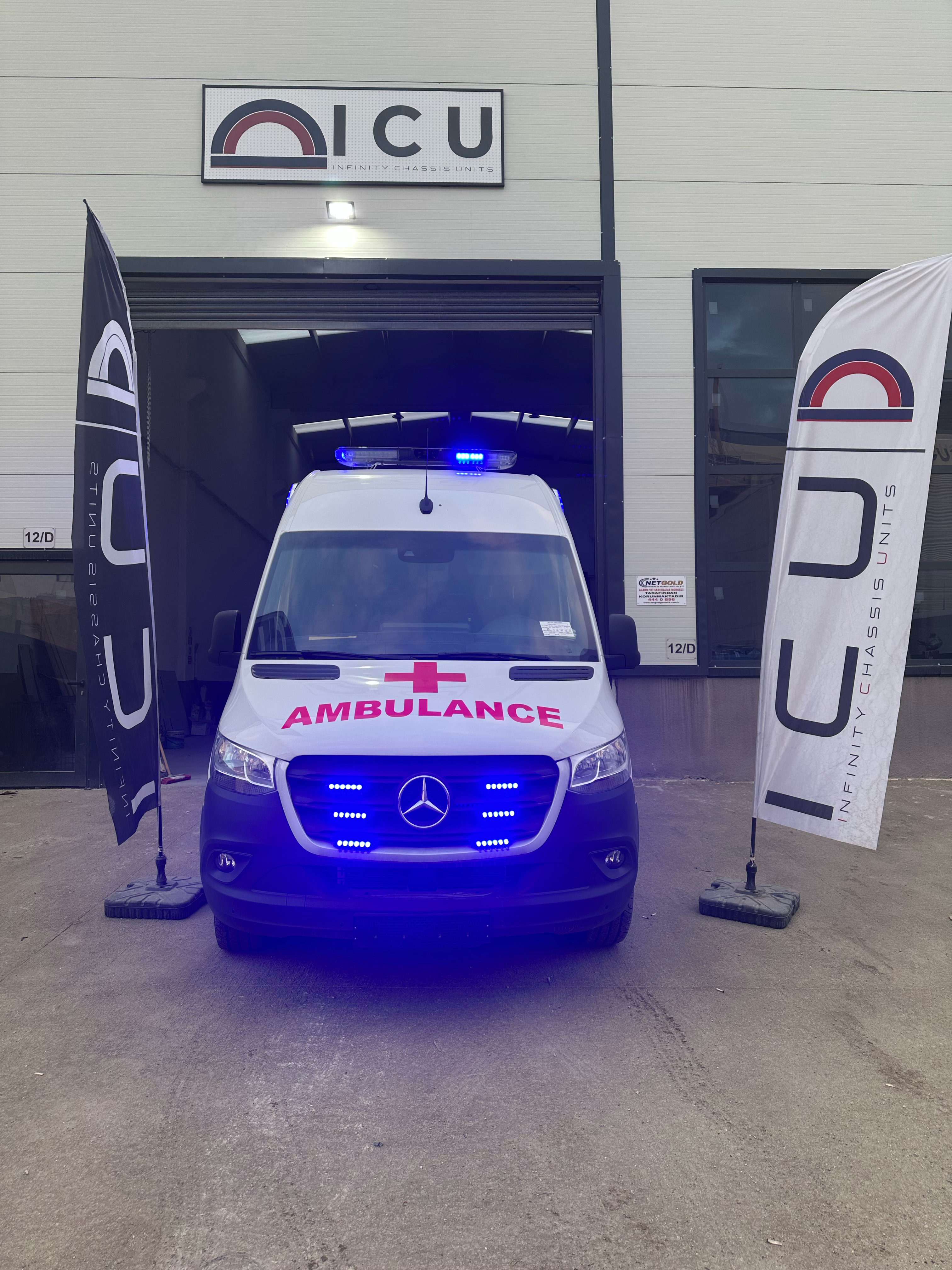 Mercedes Sprinter 417 Ambulance9 Mercedes Sprinter 417 Ambulance9